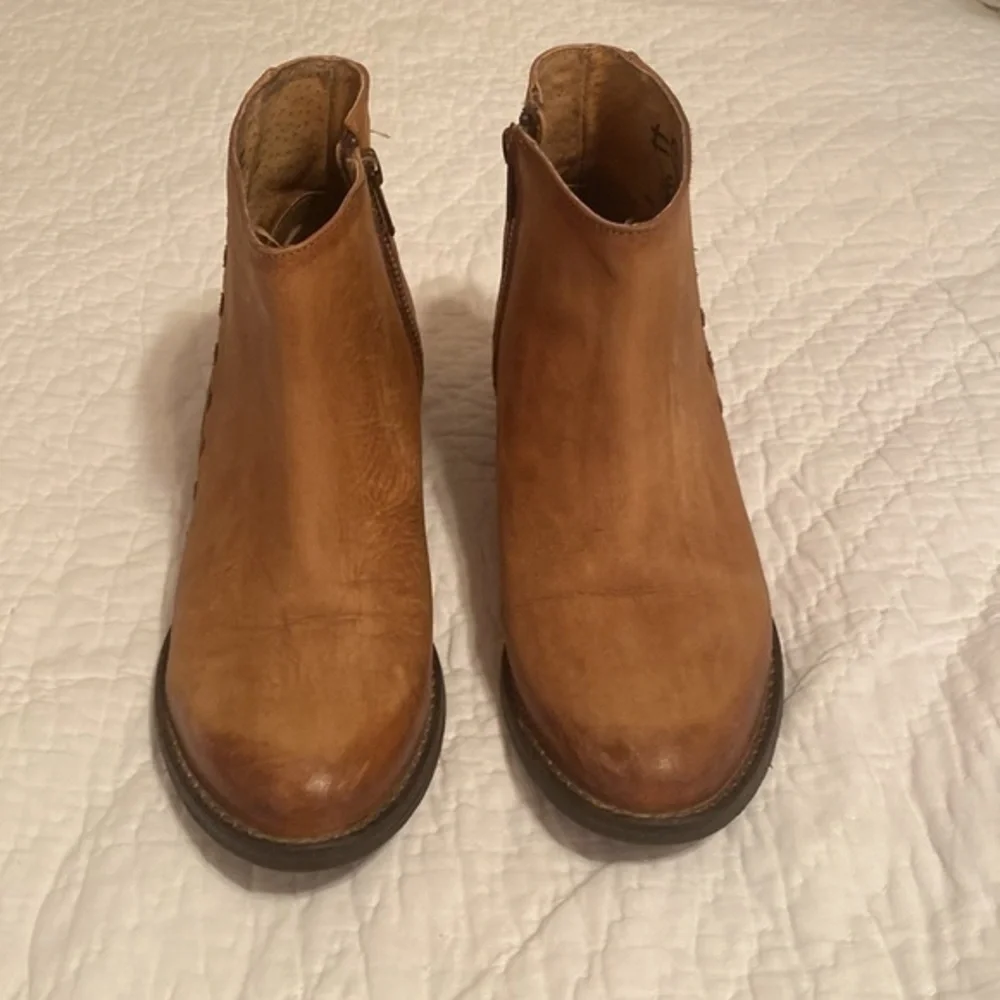 Circle G by Corral Ladies Tan/brown Side Fringe Bootie Q0035